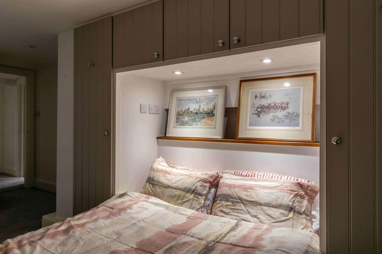 Shared Guest House 5 Mins Walk From Vauxhall And Nine Elms Station With Off-Site Parking Near Us Embassy Лондон Экстерьер фото